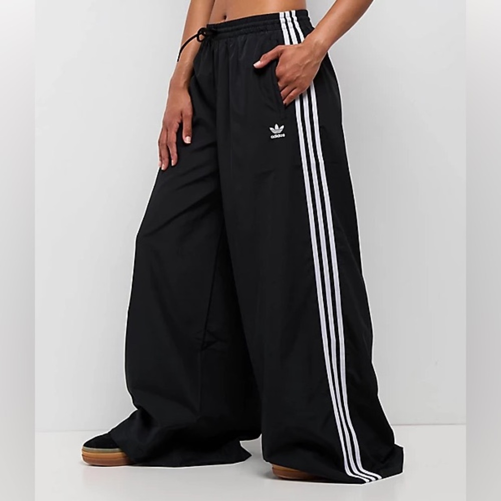 3 piece match set Adidas Wide-Leg Track Pants tee & jacket 3 White Stripes 2X